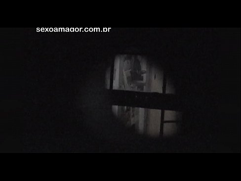 ❤️ Blondie é gravada en segredo por un voyeur do barrio escondido detrás de ladrillos ocos ❤️❌ Vídeo de sexo a nós gl.pornofilmtv.ru